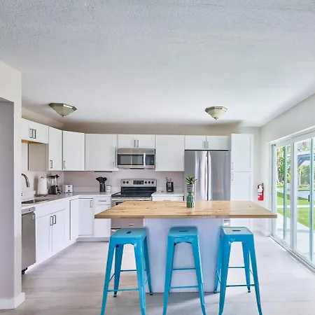 Grand 2 Bedroom On The Intracoastal